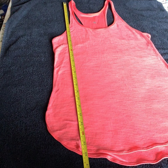 Lululemon top shirt - Picture 2 of 3
